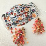 限定２個⭐タッセル付き　リバティマスク【エディナム】レッド　プリーツマスク　（ノーズワイヤー、フィルターポケット付きマスク　不織布マスクカバーにも）