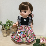 ソランちゃんメルちゃんネコとお花畑ワンピース