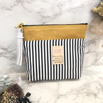 スクエアポーチ（マスタード✖️ストライプ）／ナプキン　ポーチ／
