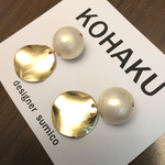 【再再再再販】大きなコットンパールとゴールドプレートのピアス（イヤリング）