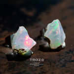 Silent Crystal Collection オパール 鉱物原石 サージカルステンレス ピアス 【一点もの 】 天然石 アクセサリー