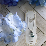 グリーンのかすみ草　電球ネックレス