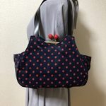16823298様リクエスト　キュートな赤のドット　機能性がま口バッグ