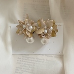 シャンパンゴールド　紫陽花とユーカリの一輪のお花のアクセサリー
