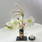 お月見　ススキ　コスモス　お月見団子