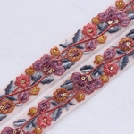 インド刺繍リボンᢂフラワー細リボン【ピンクベース】インド刺繍 刺繍リボン 刺繍 リボントリム ブレード レース チュール チュールレース