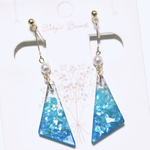 海色さんかくピアス/イヤリング