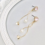 Swarovski 新色☆ダスティピンクのフラワースイングピアス