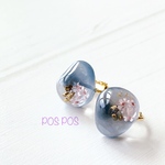 『Beans』(インディゴ)小粒レジンピアス/イヤリング