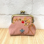 りんごの木とネズミのがま口財布〈くすみピンク〉