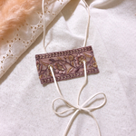 インド刺繍　革紐リボン　ヘアアクセサリー
