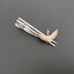鶴のネクタイピン