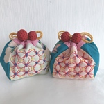刺し子巾着ポーチ2個セット♪ころりとしたお手玉タイプの4枚布パッチワーク仕様