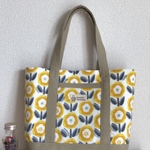 黄色花柄の小さめトートバッグ