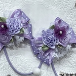 ラベンダー色のお花の小さな水玉リボン