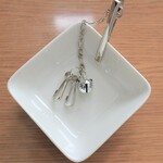 【New/受注後製作】ねこ鈴付きバッグキークリップ　シルバー