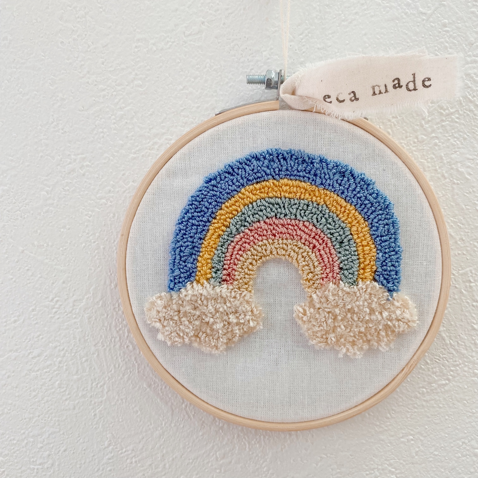 パンチニードル レインボー 刺繍枠 壁飾り - eca.made | minne byGMO