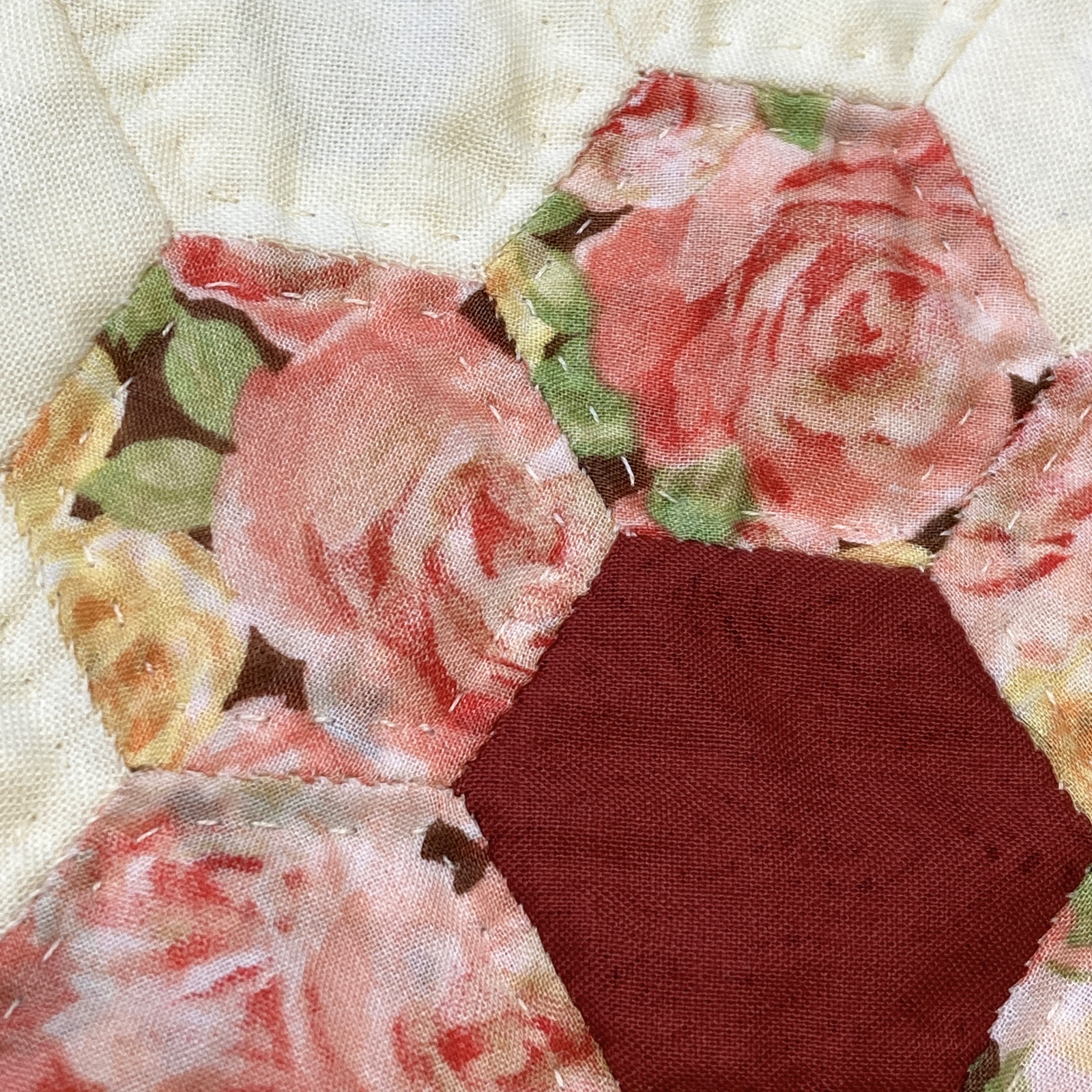 037 ヘキサゴンのパッチワークタペストリー パッチワークキルト