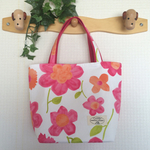 再販2☆【Ｓ】トートバッグ（ピンクお花、北欧風）
