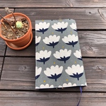 新書コミック用ブックカバー★白いお花の花壇☆北欧テイスト☆