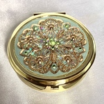 透かしパーツの鏡付きピルケースCROSS flower green 