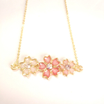 桜とスワロフスキーのネックレス