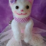 ピアノ小物入れ 白猫姫の部屋　羊毛フェルト