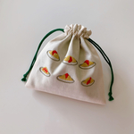  【手刺繍】オムライスの刺繍の四角い巾着