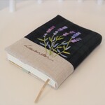 フランス刺繍のブックカバー ラベンダー