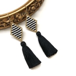 tassel ×border pierce(black)