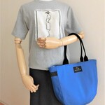 NEW！＊送料無料＊ロイヤルブルーのちょっと大きめマチ付きトートバッグ