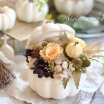 【大人ハロウィン】ホワイトパンプキンの フラワーアレンジ #1 〜 誕生日プレゼント  引越し祝い パンプキン ハロウィン飾り バラ