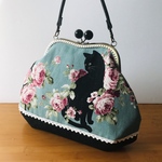 がま口バッグ(黒猫と薔薇)