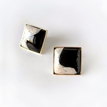 七宝焼 うねうねピアス　〜Black〜
