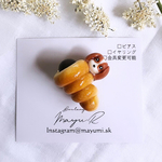 🥐チョココロネをはむるキャバっ子ブローチ🥖ブレンハイム