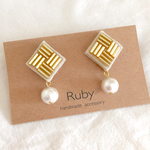 Gold♡刺繍ピアス/イヤリング  送料無料！