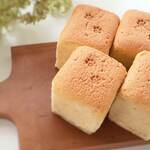 台湾風カステラ（ほうじ茶風味）カットサイズ4個セット