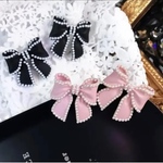 【新作♡人気】立体ブラックリボンパールピアス♡イヤリング　