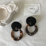 リングピアス pierce ブラック　ノスタルジックミックス　アクリル