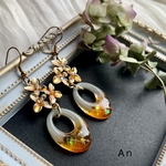 金木犀とくすみグレーオーバルドーナツ　イヤリング／ ピアス