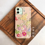 花野(コスモス・秋)〜和布刺繍 和柄 スマホケース【iPhone12・iPhone12Pro共通/現品】