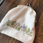 刺繍＊花畑のチンチラポーチ＊