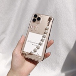 パールチェーン×蝶々　　　　　　　　　　　　　　　　　　　キーリングハンガー　クリアケース　スマホケース　iPhone全機種対応　パール
