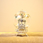 ガラスドームのちいさな遊園地　メリーゴーランド　シルバー