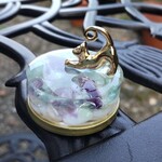 フローライトの小さなペーパーウエイト