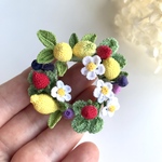 ohana∞Laule´a様専用ページ／檸檬・フルーツいっぱいのブローチ・レモン・苺・山葡萄・レース糸・刺繍糸・ネックレス・バッグチャーム・コサージュ