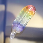 虹色の羽根：波動玉®14（セブンチャクラ）【現品一点物】Glass Feather