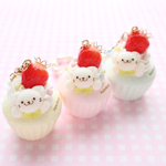 上品苺のにゃんカップケーキ♡バッグチャーム