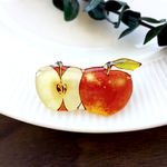 Apple brooch｜赤りんごのブローチ 秋 フルーツ