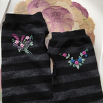 手縫い刺繍＊華やか＊〜左右柄違いアームカバー〜